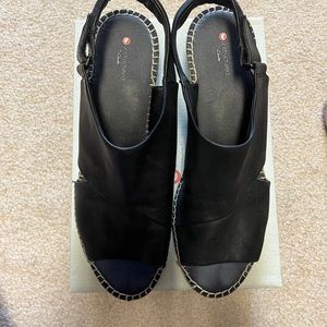 GUC Clarks black espadrille sandals size 12